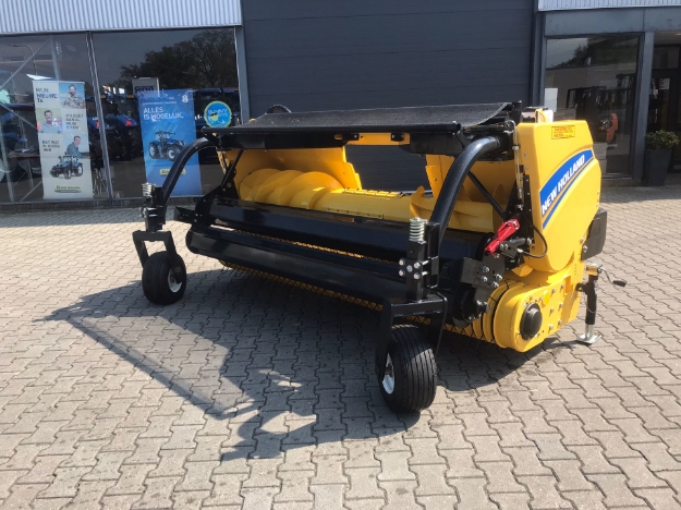 Bild von New Holland 300 FP HP graspickup NIEUW