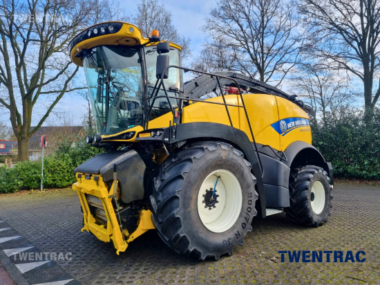 Afbeeldingen van New Holland FR550 zelfrijdende hakselaar