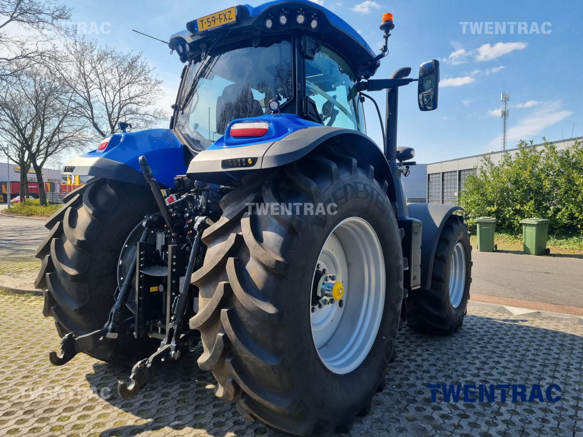 For sale: New Holland Agriculture New Holland T7.270 AC New Gen ...