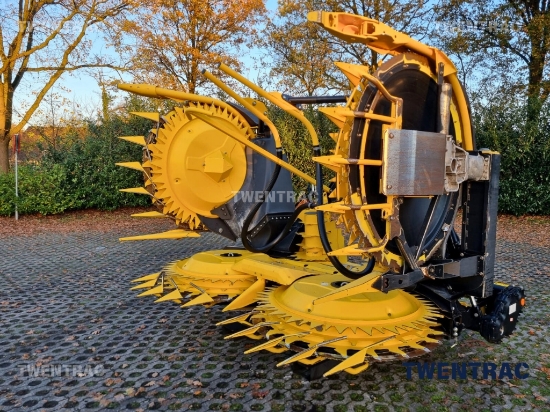 Afbeeldingen van New Holland 600 BFI maisbek