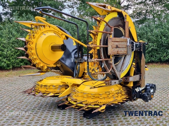 Afbeeldingen van New Holland 600 BFIE maisbek