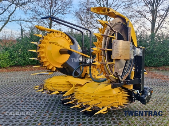 Afbeeldingen van New Holland 600 BFI maisbek