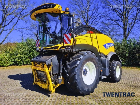 Afbeeldingen van New Holland FR550 zelfrijdende hakselaar