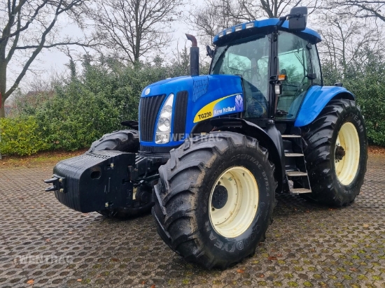 Afbeeldingen van New Holland TG230