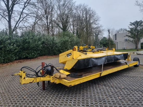 Bild von New Holland 2358 Discbine Direct Scheibenmähwerk