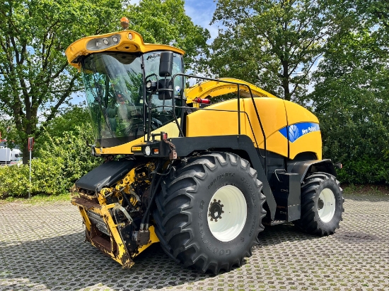 Afbeeldingen van New Holland FR9080 zelfrijdende hakselaar