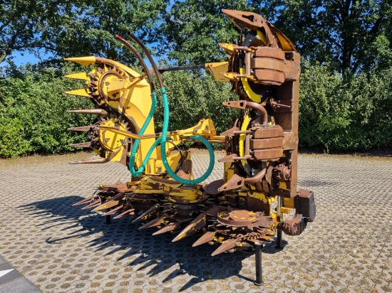 Picture of New Holland 600 SFI plus maisbek