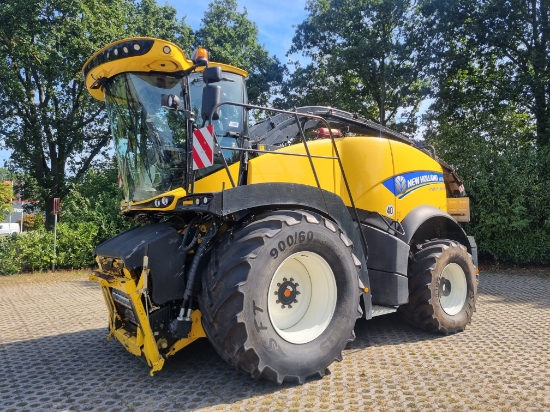 Afbeeldingen van New Holland FR780 zelfrijdende hakselaar