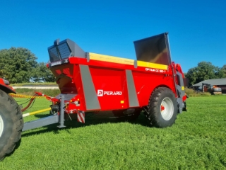 Bild von Perard Optium CE 165 T meststrooier