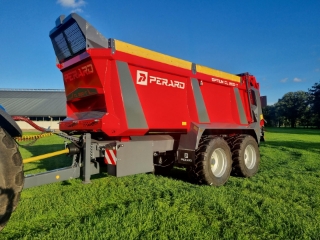 Picture of Perard Optium CL 200 T meststrooier